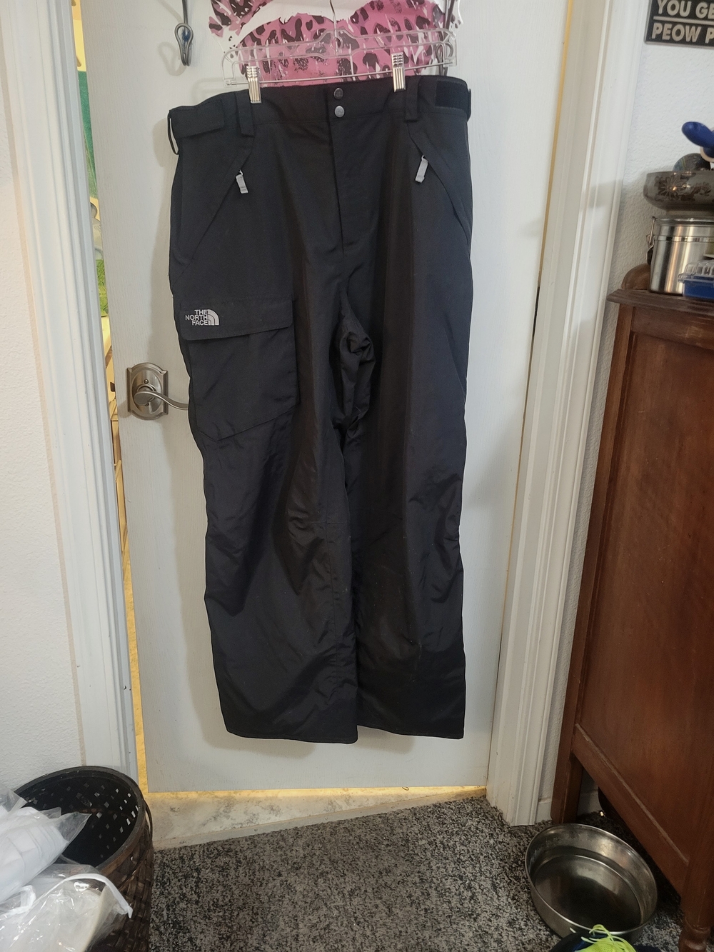 The North Face Men’s Black Cargo Shell Pants